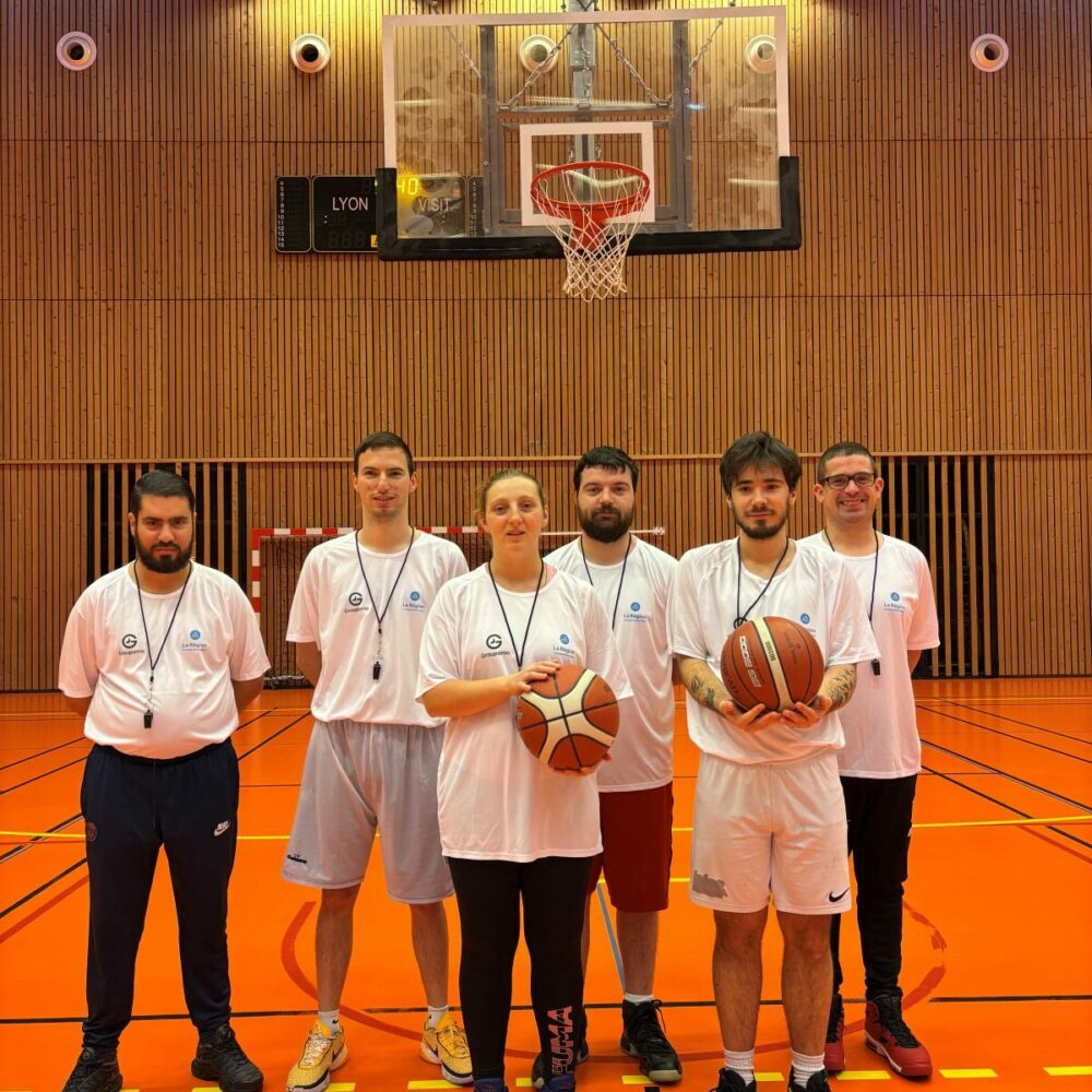 Les futurs arbitres sur le terrain